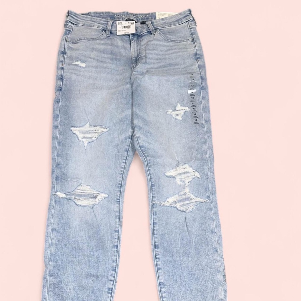 American Eagle Outfitters Light Blue Distressed Skinny Jeans